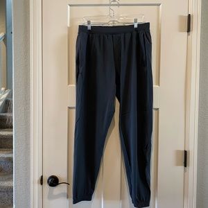 Men’s Lululemon 29” Surge Joggers Large
